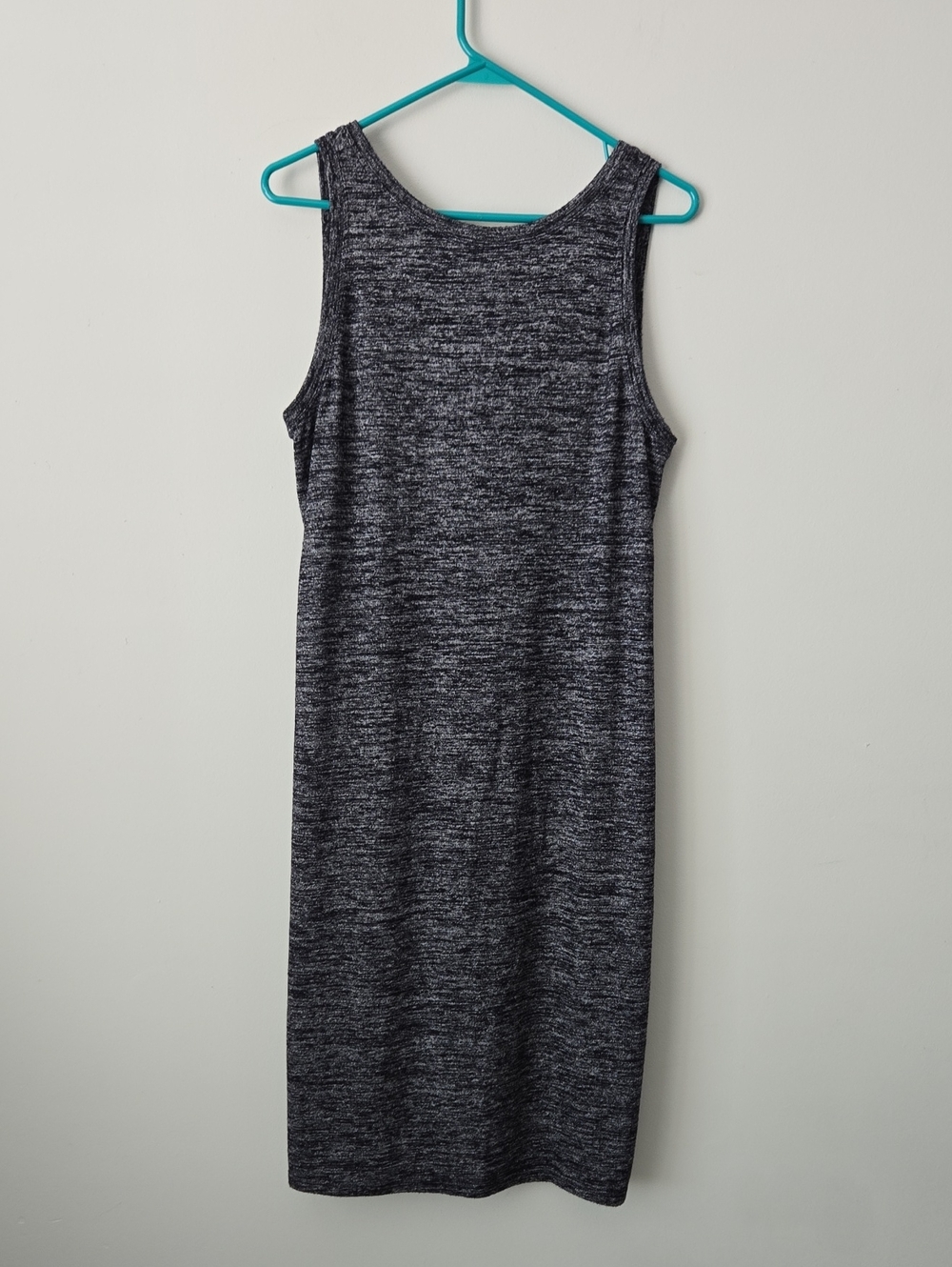 GAP Stretchy Scoop Back Midi Dress